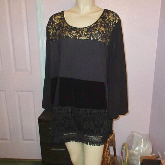 Calessa Mixed Media Tunic Top Size 2X Velvet Lace Embroidered Artsy Vamp Witchy - Picture 1 of 11